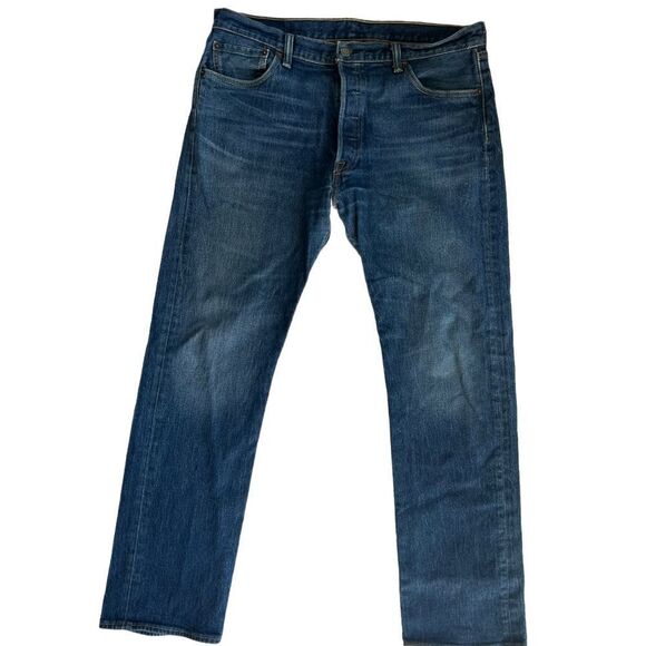 Levi’s Men 501 Button Fly jeans Straight Leg Medium Wash Blue Jeans36 X 32